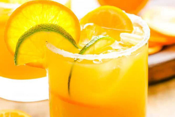 orange-margarita-cocktail
